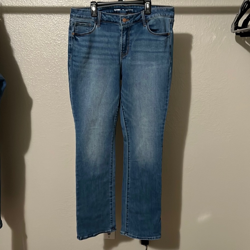 Old Navy mid rise kicker boot cut size 14